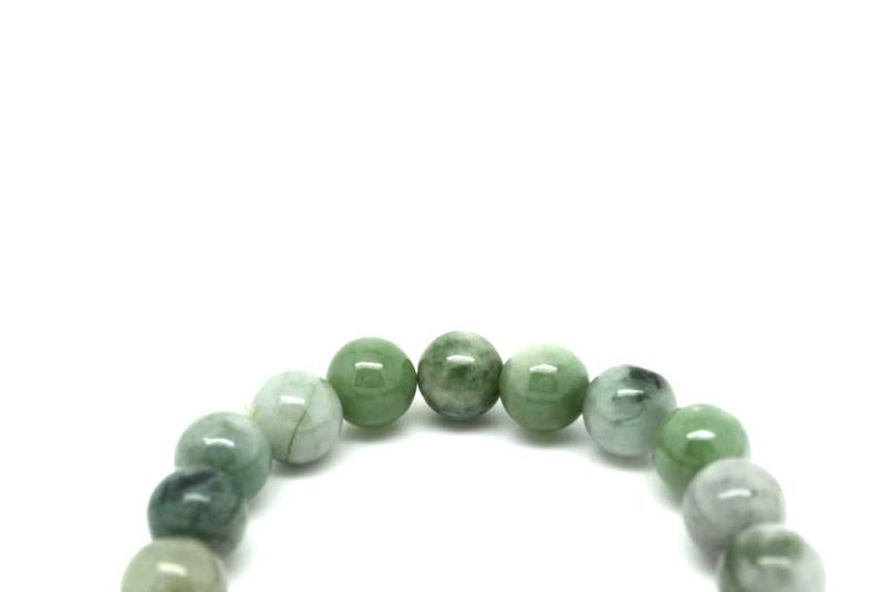 Jade 18 Beads Bracelet White and Green spotted 2