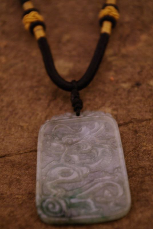 Jade Anhänger Drache 4