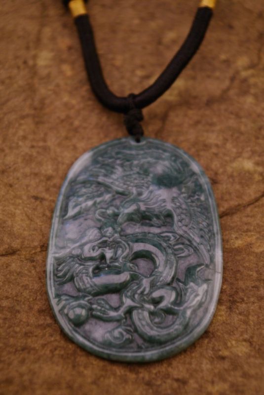 Jade Anhänger Grün Drachen 3