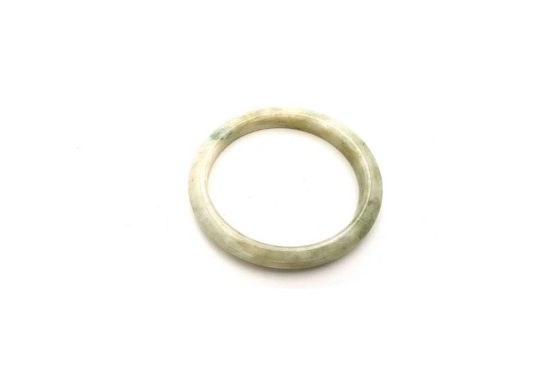 Jade-Armband Klasse A 5,9cm - Weiß mit grünen Akzenten 2