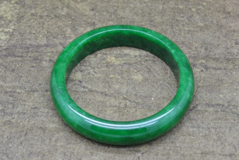 Jade-Armband Klasse A 6,2cm Durchscheinende grüne 2