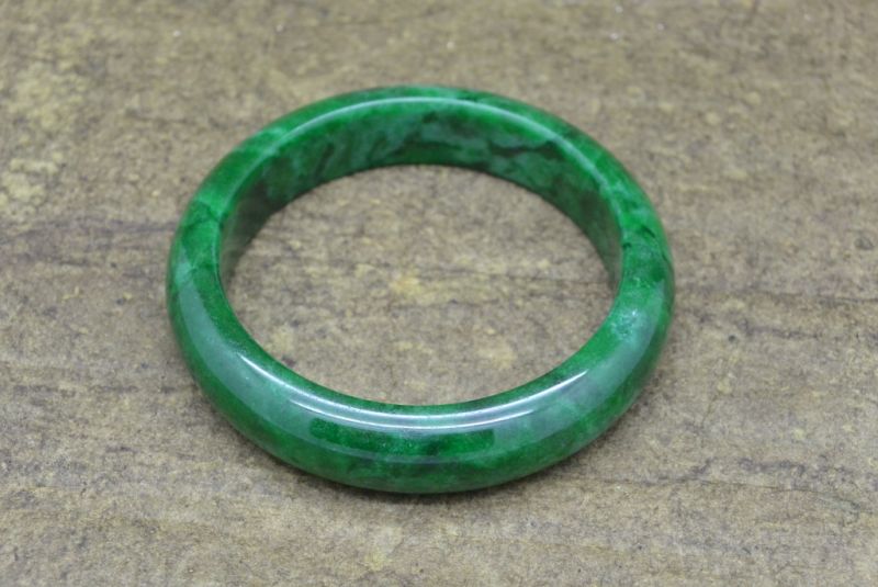 Jade-Armband Klasse A Hellgrün 6,2cm 5