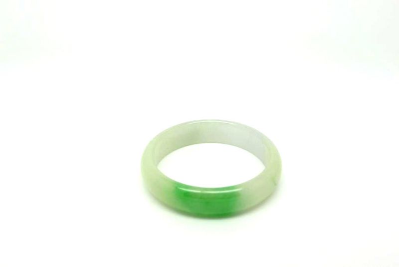 Jade-Armband Klasse A Weiß und grün 5 9cm 3