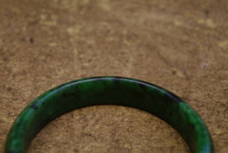 Jade Armreif dunkelgrün Klasse A 5 9cm 3