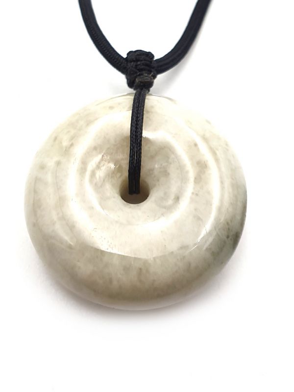 Jade Bi-Anhänger - Echte Jade - Weiß mit grünen Reflexen 2
