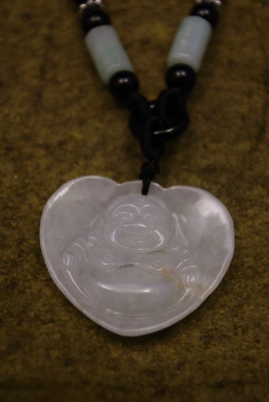 Jade Lachender Buddha Anhänger Herz 3