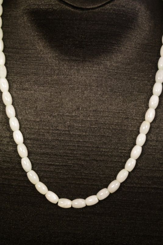 Jade Necklace 68 Oval Beads 3