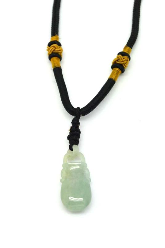 Jade Necklace Vase 2