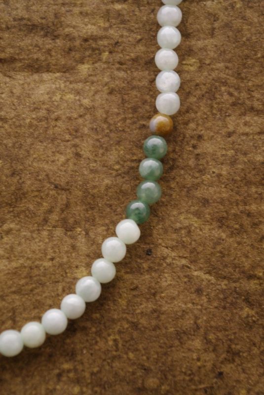 Jade Necklaces with 80 white green and brown beads 5