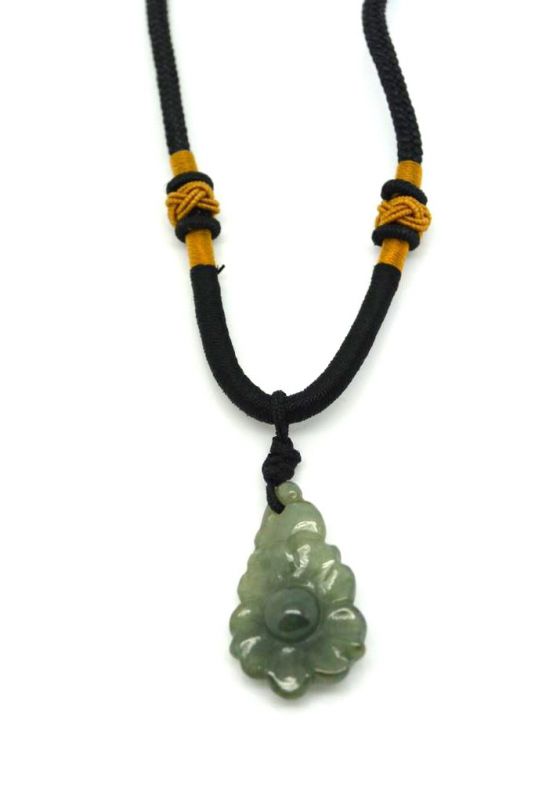 Jade pendant Flower 1