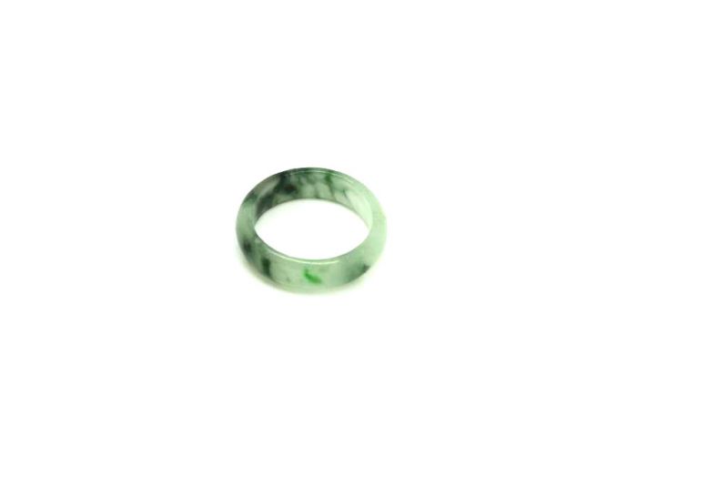 Jade Ring Grün - Größe 19,75 - Weiß und Grüne spotted 3