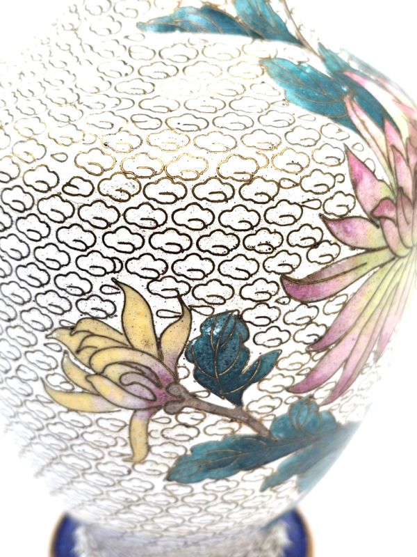 Jarrones chinos cloisonné: artesanía y tradición - Flores blancas 5