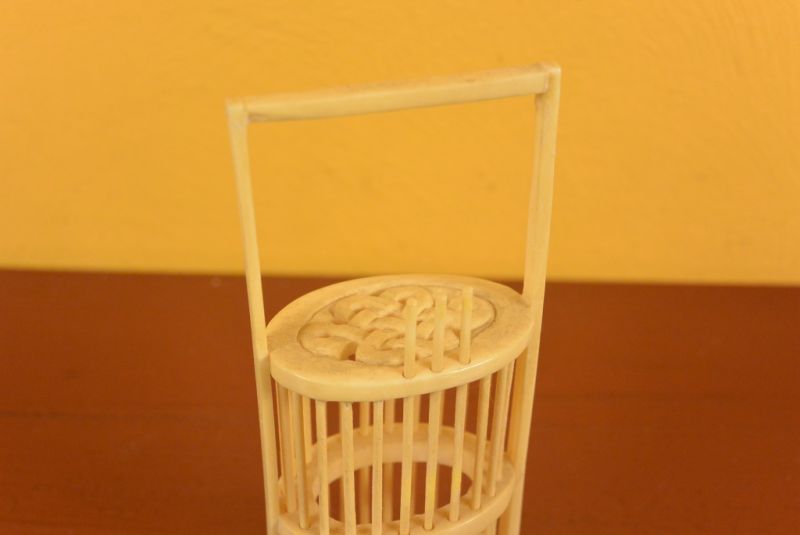 Jaula de Grillos de Hueso 3