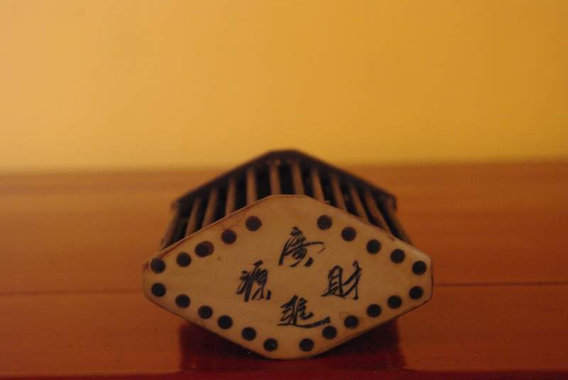 Haga clic en la imagen para ampliar Jaulas de Grillos en Madera Diamante 3