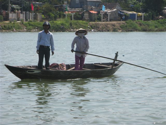 Direction la Baie d'Halong