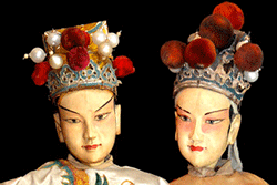 Anciennes Marionnettes Chinoises à fils