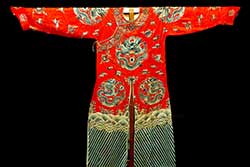 Anciens Costumes de théâtre chinois soie et or