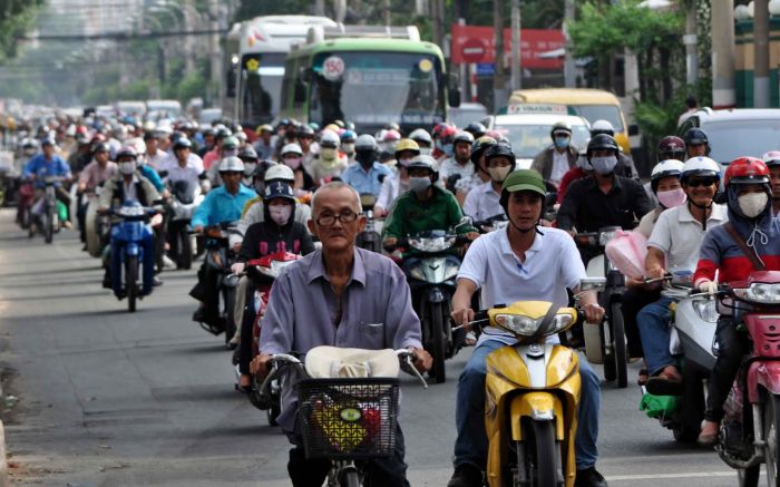 hanoi embouteillage monde rue