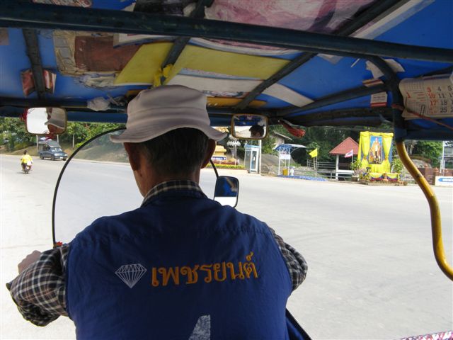 transport en tuc tuc en thailand