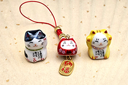 mini-maneki-neko