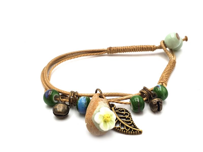 Keramik- / Porzellanschmuck - Kleines Armband - Blumen, Glocken, Blätter, Perlen 2