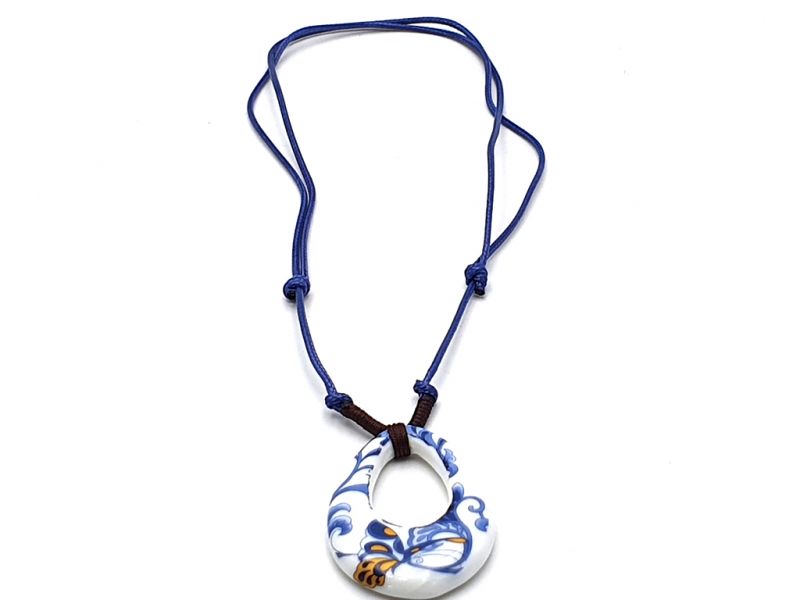 Keramik Schmuck Weiß und Blau Kollektion - Halskette - Großer Schmetterling 2