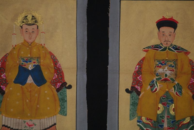 Kleine Chinesische Ahnenportraits Gelb 2