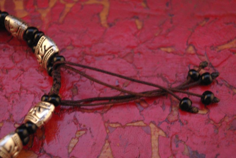 Schwarze Perlen Armband Tibet 3