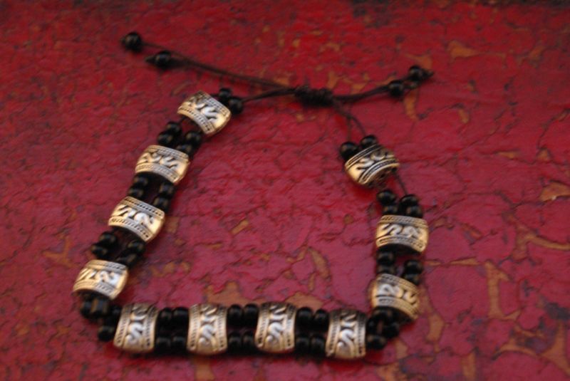 Schwarze Perlen Armband Tibet 5