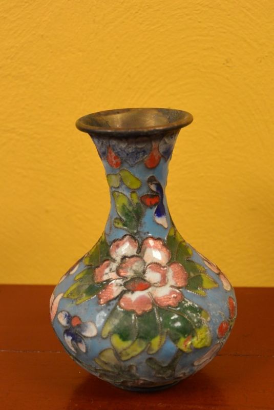 Kleine Chinesische Vase in Cloisonné Blau Blumen 3