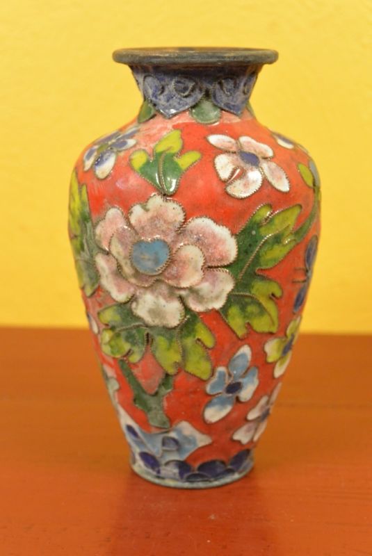 Kleine Chinesische Vase in Cloisonné Rot Blumen 2