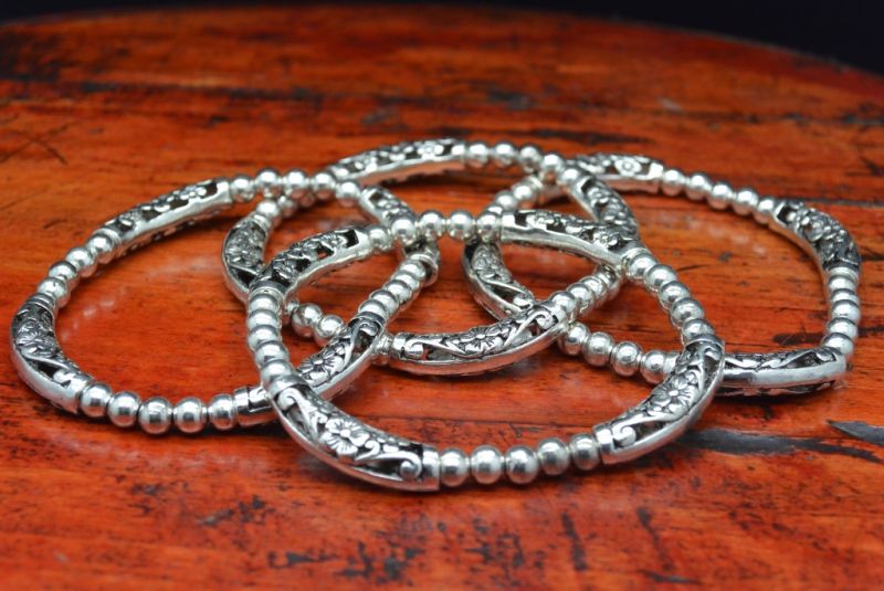 Kleine Ethnische Armband 4 Blumen 5