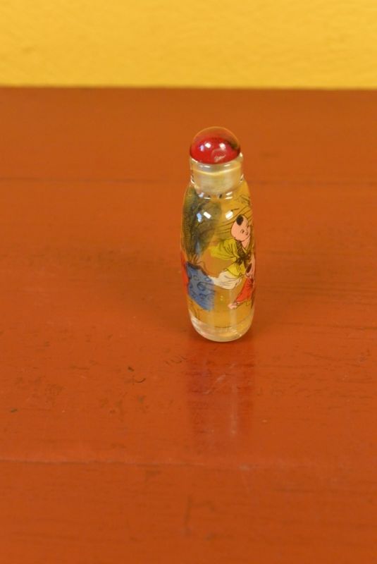 Kleine Glas Schnupftabakflasche Shaolin Mönch 3