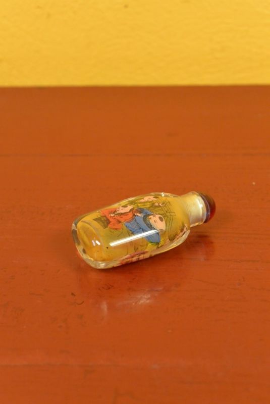 Kleine Glas Schnupftabakflasche Shaolin Mönch 4