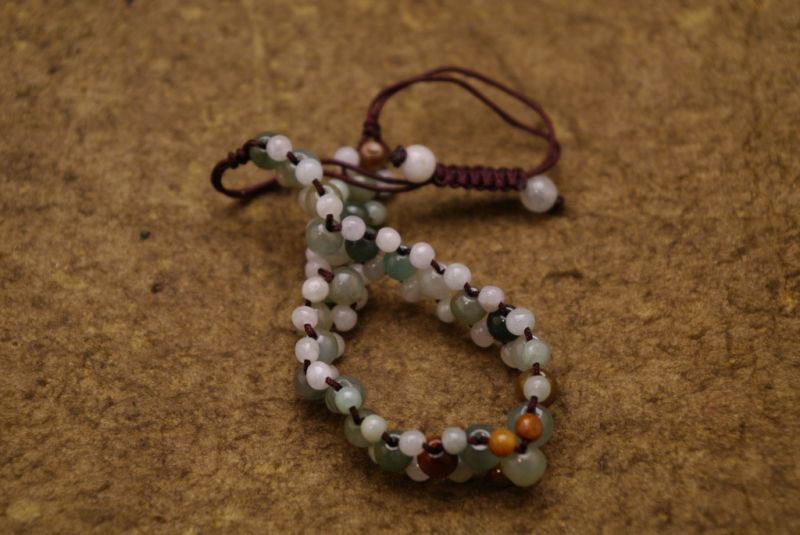 Kleines Jade Armbänder mit Baumwollband 5