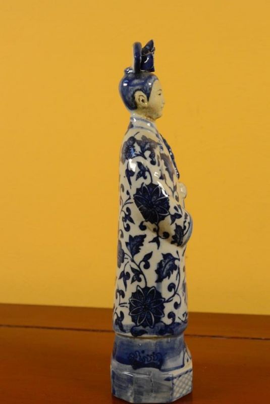 Kleine Porzellan Statuen aus China - Frau 1 4
