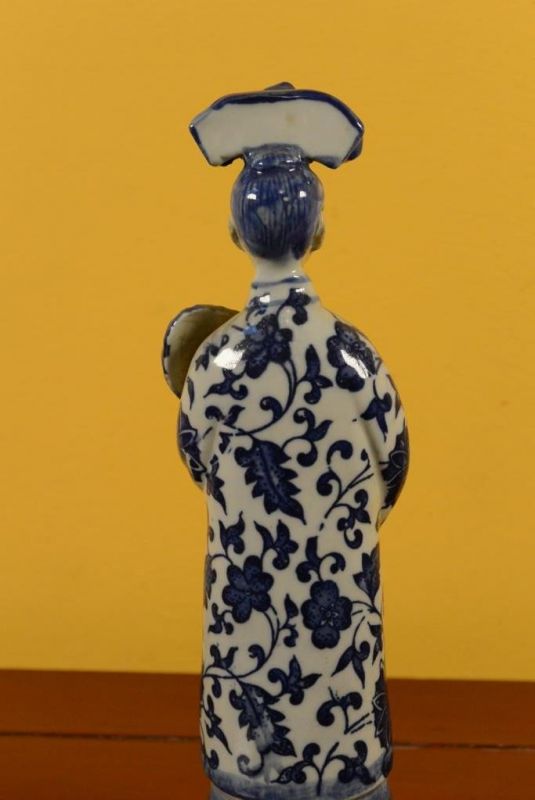 Kleine Porzellan Statuen aus China - Frau 1 5