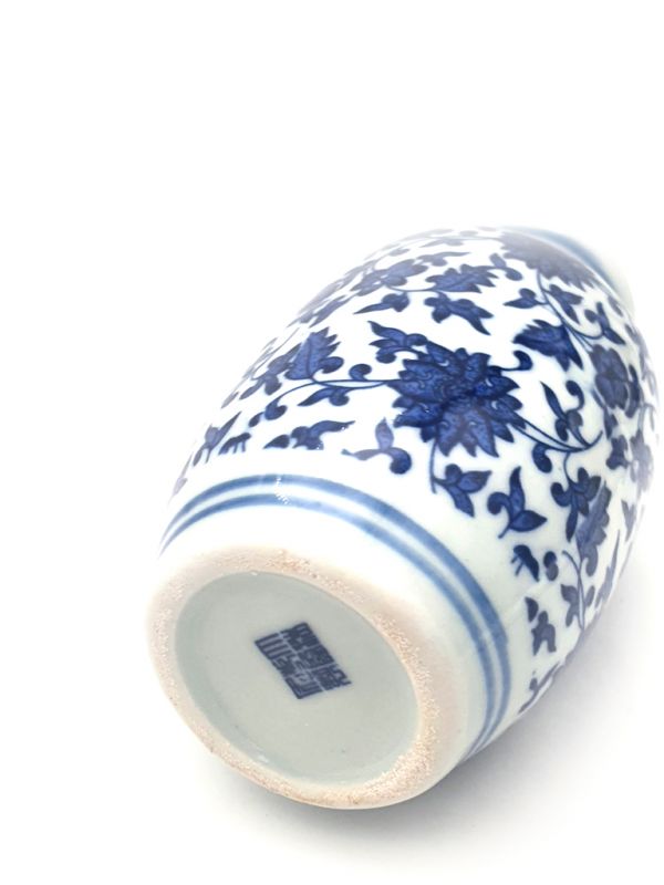 Bilder überfliegen für die vergrößerung Kleine Vase aus chinesischem Porzellan - Weiß und Blau - Blume 9 3
