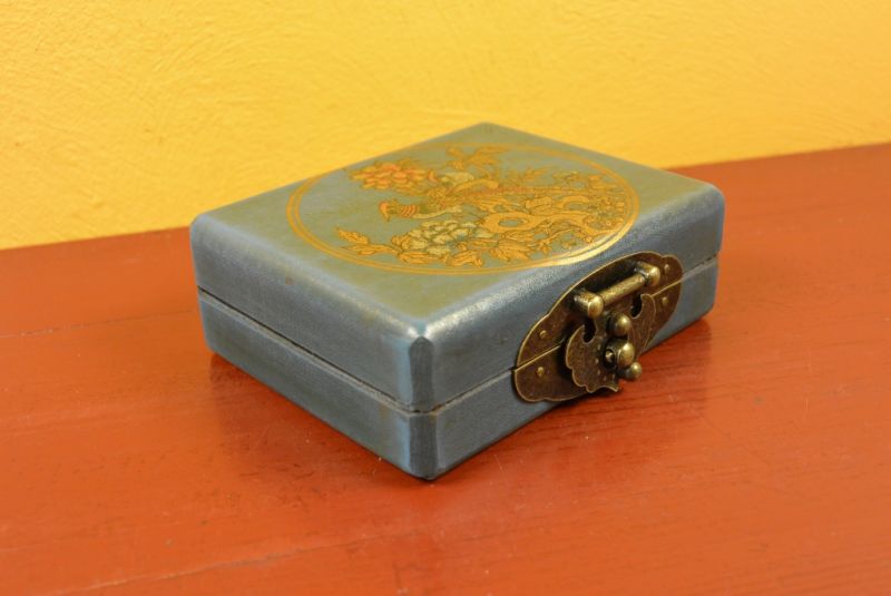 Kleiner Chinese Box blau mit einem Vogel und Abakus 5