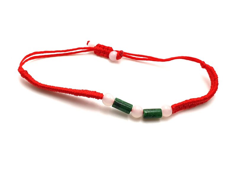 Kleines Jade Armband 2 Jaderöhren - Rote Schnur 3