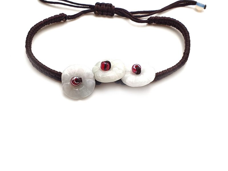 Kleines Jade Armband 3 Jadeblumen - braune Schnur 2