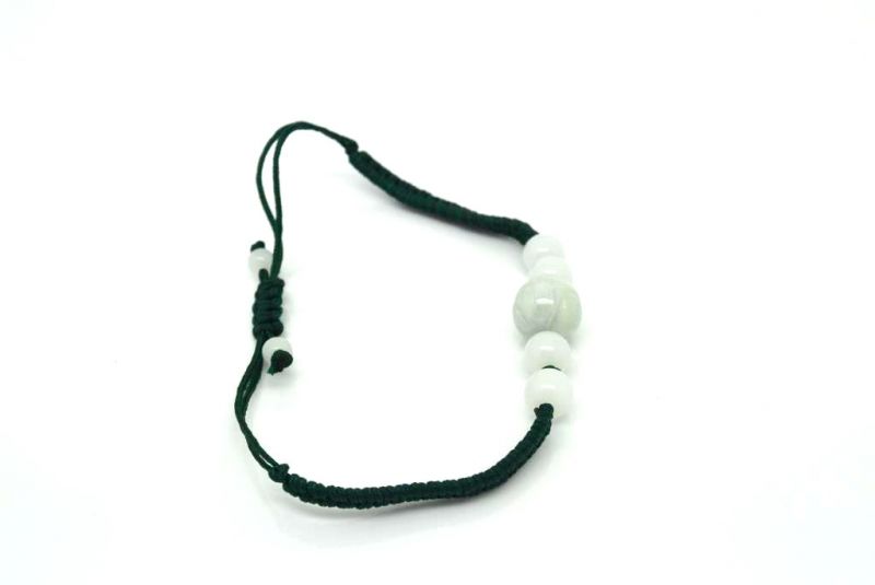 Kleines Jade Armband 5 Perlen 5