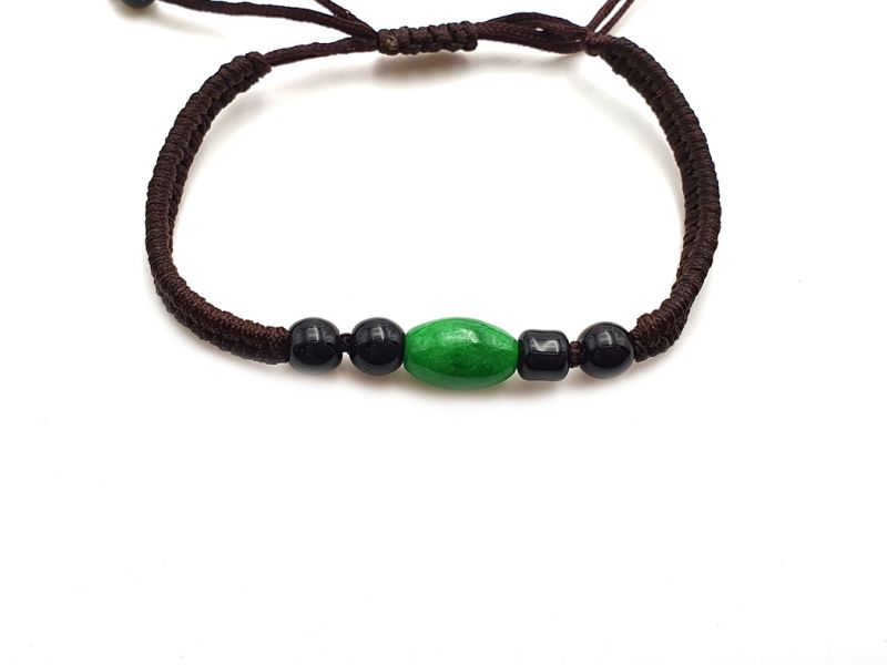 Kleines Jade Armband Braune Schnur 2