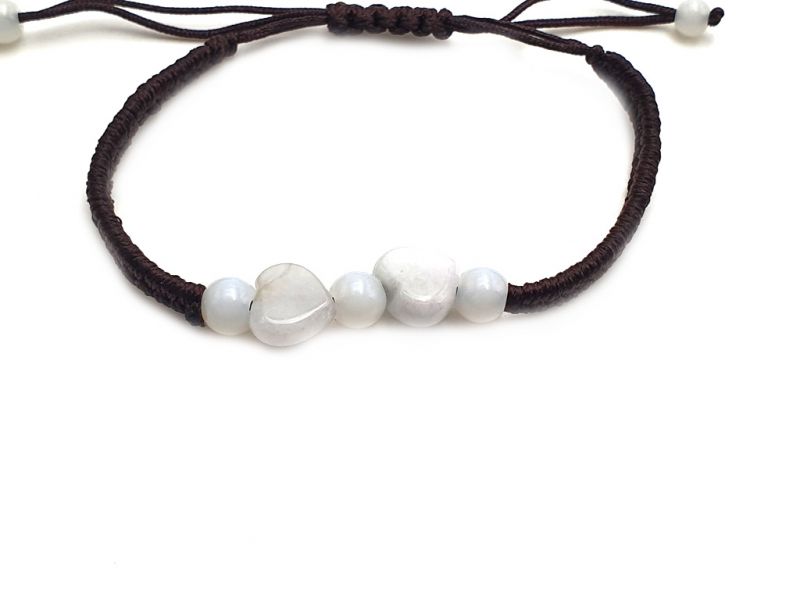 Kleines Jade Armband Doppelherzen - braune Schnur 2