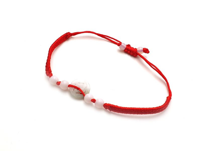 Kleines Jade Armband Stück Mut - rote Schnur 3