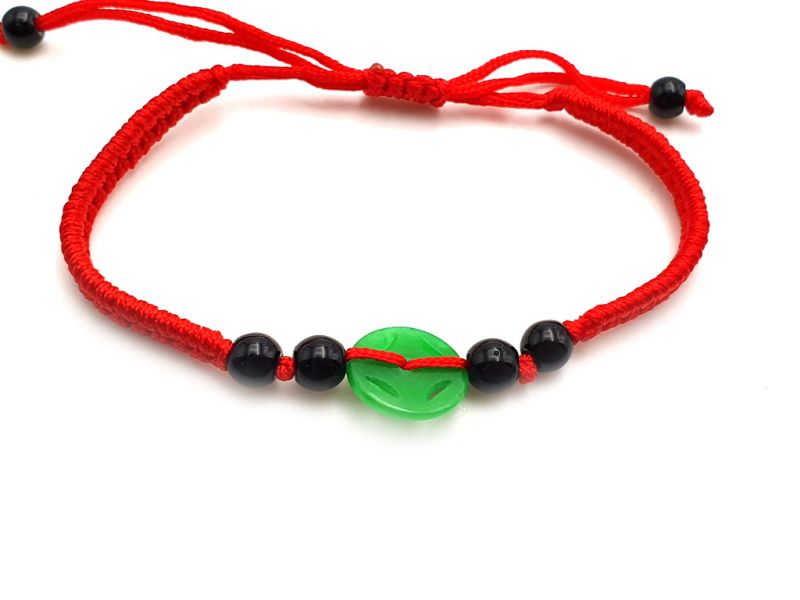 Kleines Jade Armband Stück - Rote Schnur 2