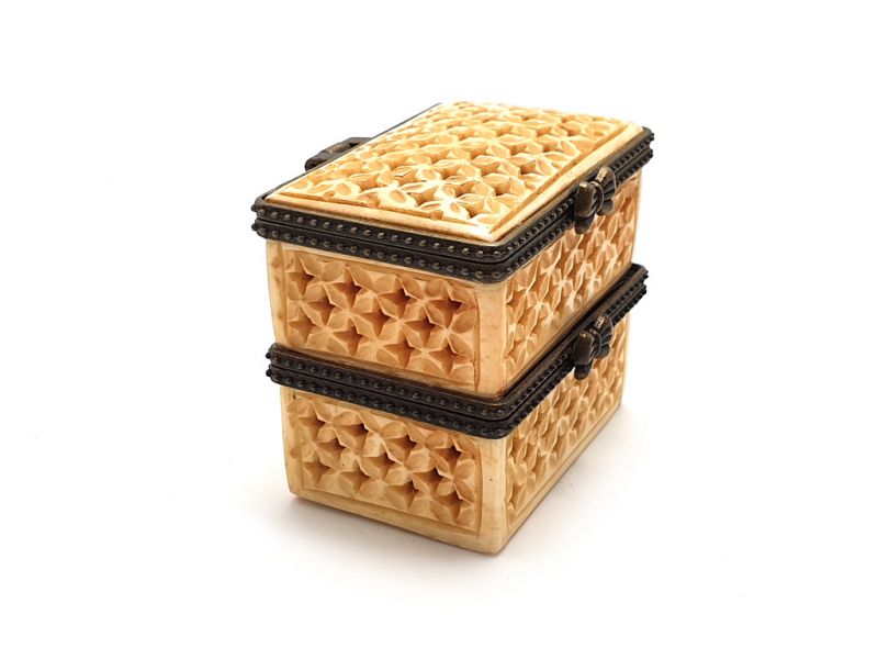 Knochen box Doppelboxen 2