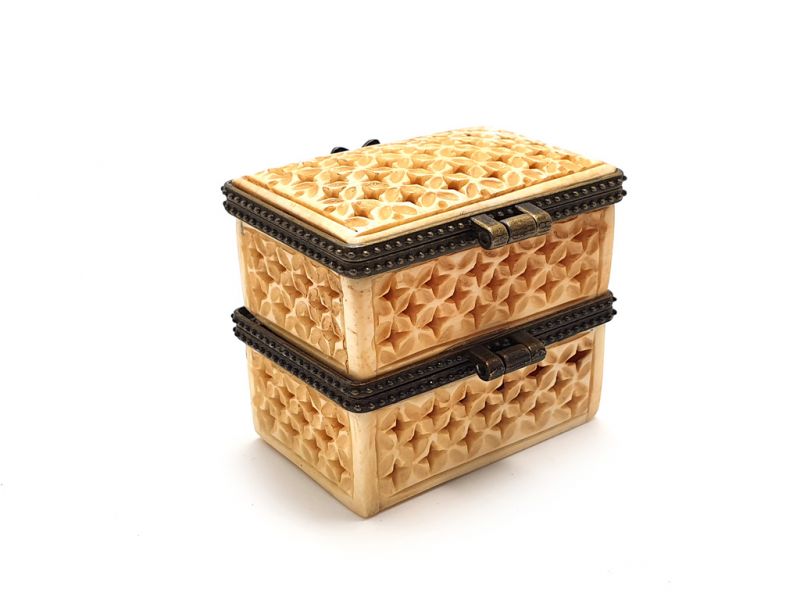 Knochen box Doppelboxen 3