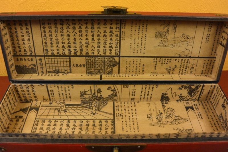Lange Chinesische Holzkiste Rot und gelb Vögel 5