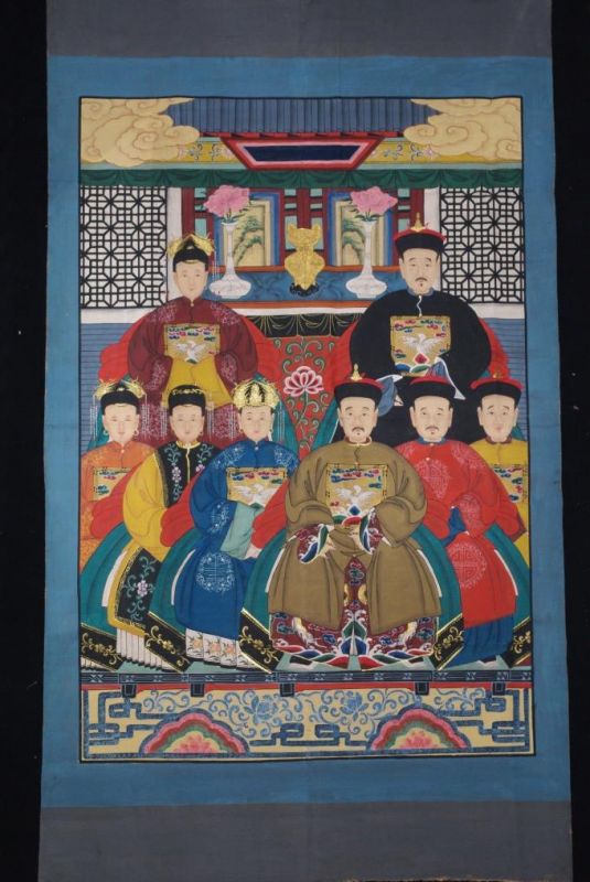 Large Chinese ancestors 8 People 1